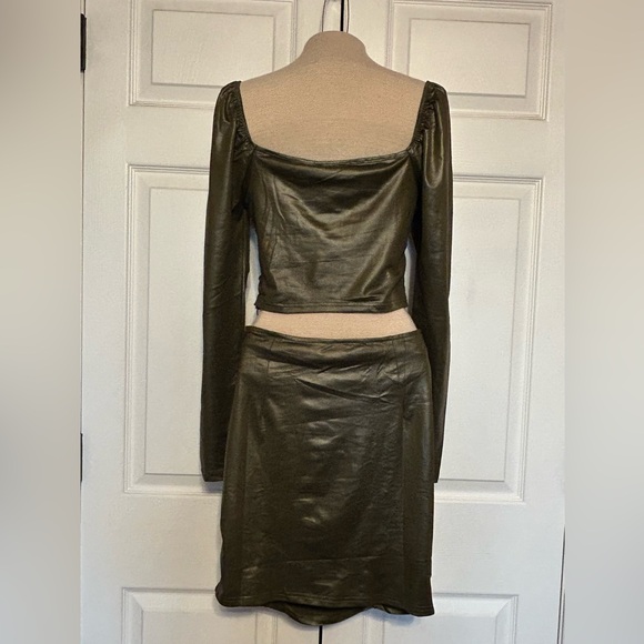 Fiestar 2-piece Army Green Ruched‎ Bodycon Crop Top Skirt Party Outfit Medium - Picture 5 of 13